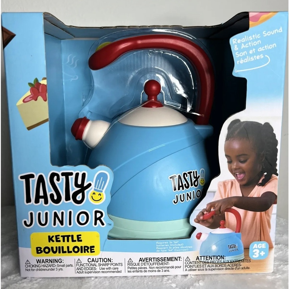 Tasty Junior Kettle Electronic Toy Kitchen Set
